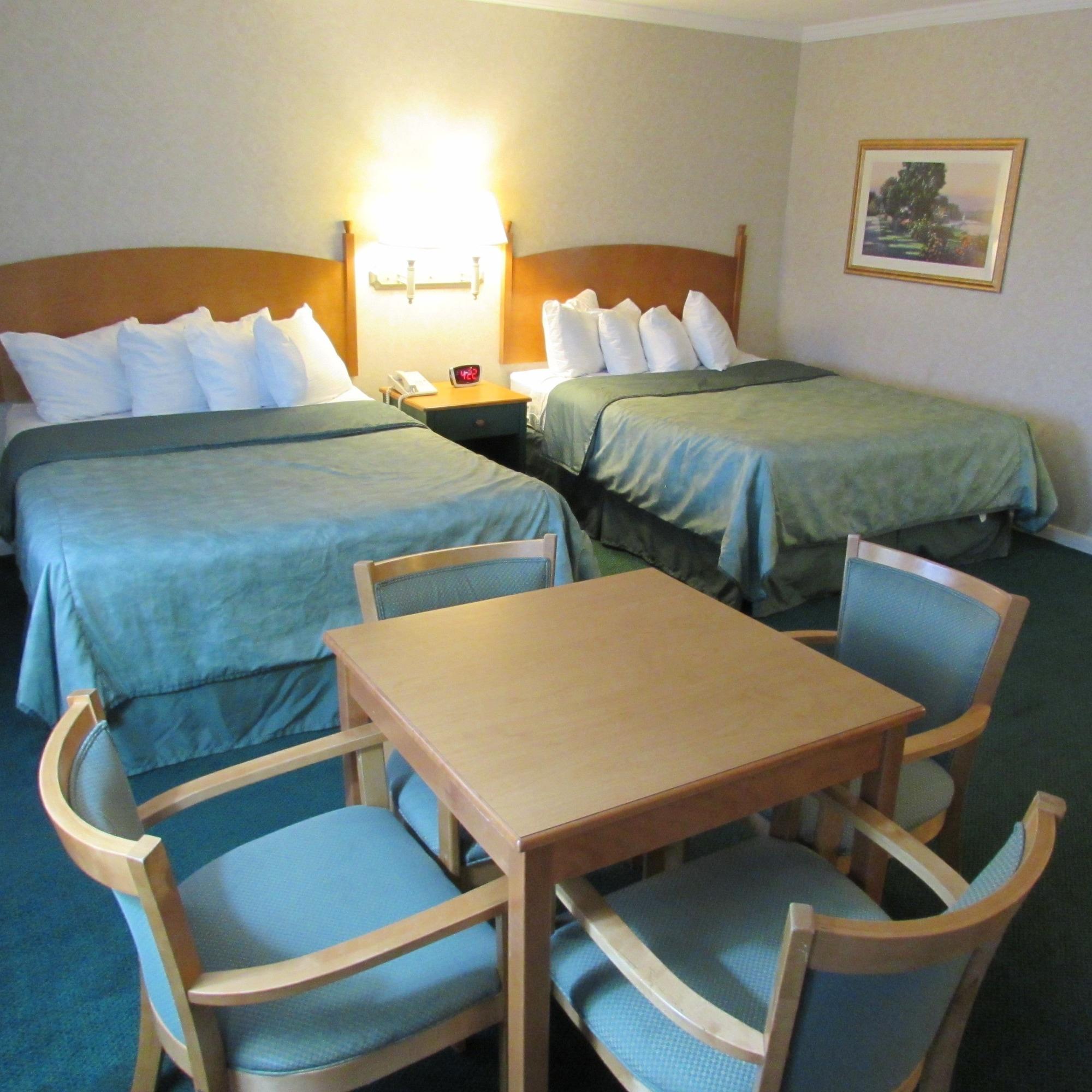 Magnuson Grand Pioneer Inn And Suites Escanaba Exterior foto